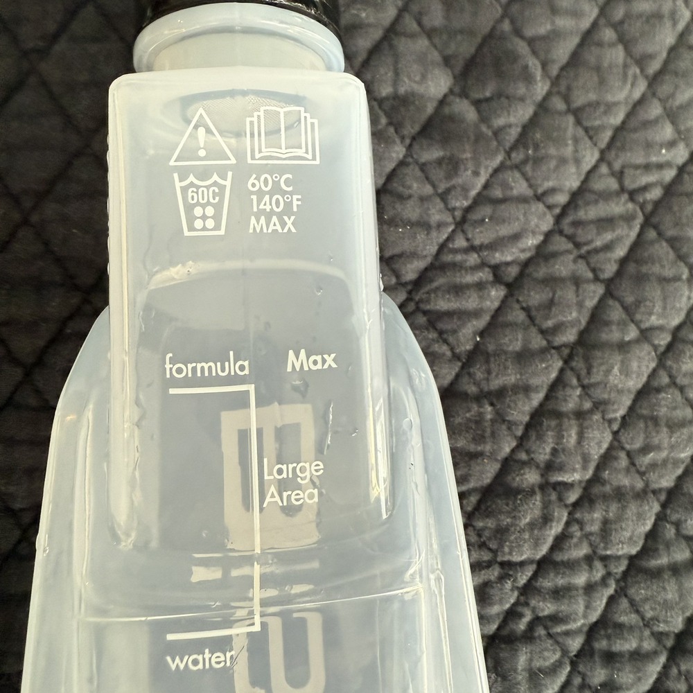 Bissell Water Tank Bottle Assembly for‎ SpinWave Hard Floor Cleaner (OEM PARTS) - Picture 4 of 5